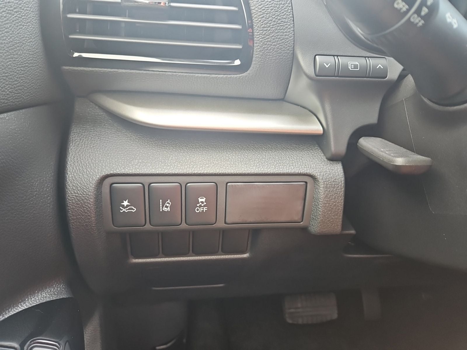 2026 Mitsubishi Eclipse Cross LE