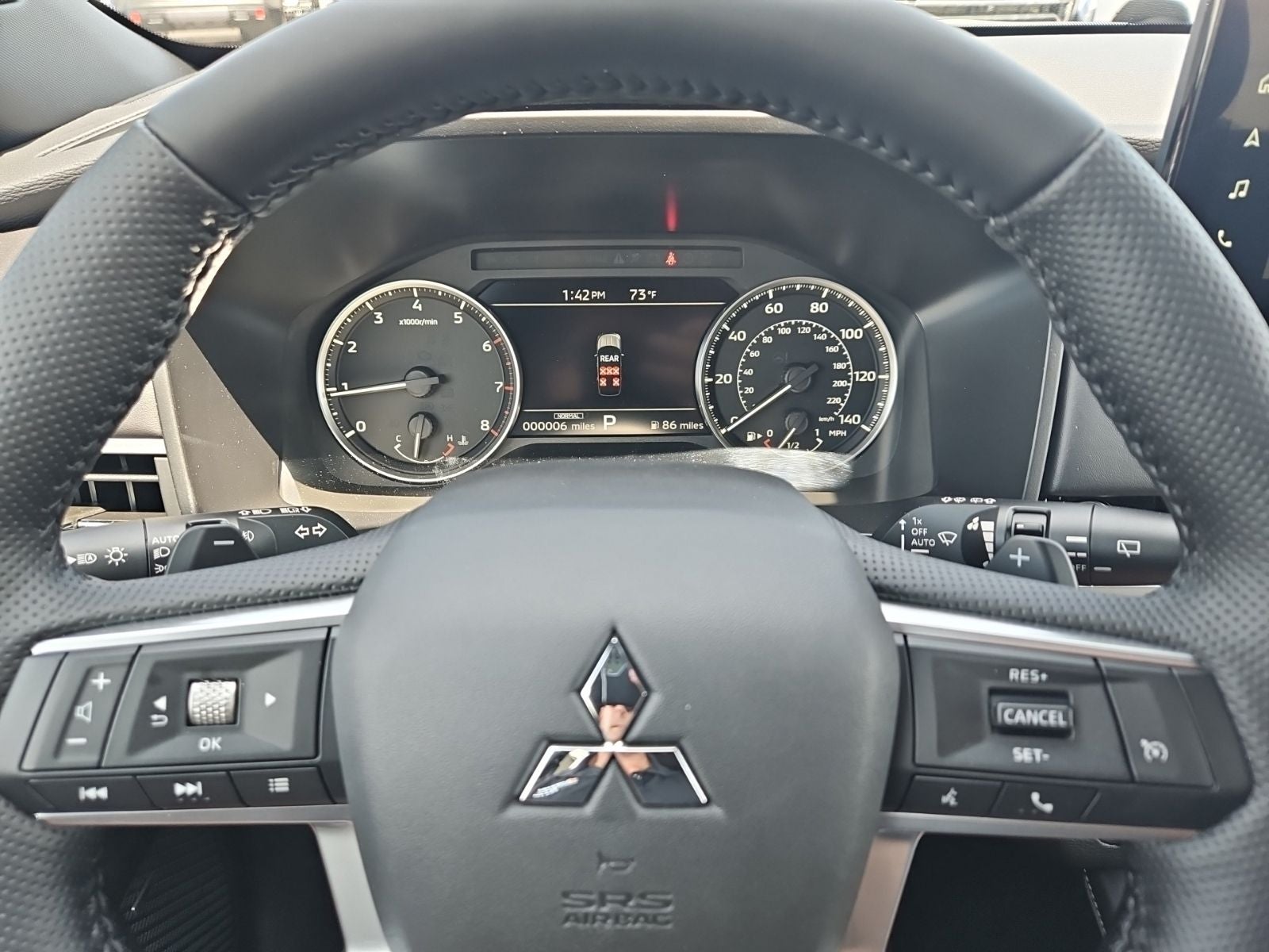 2026 Mitsubishi Outlander LE