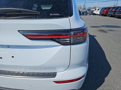 2026 Mitsubishi Outlander ES