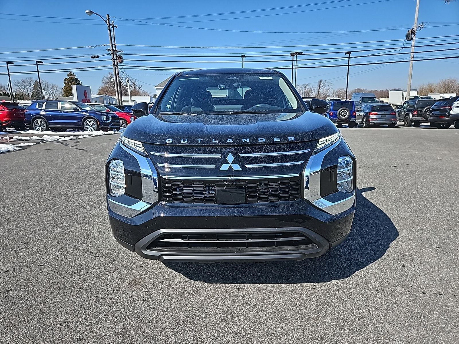 2026 Mitsubishi Outlander ES