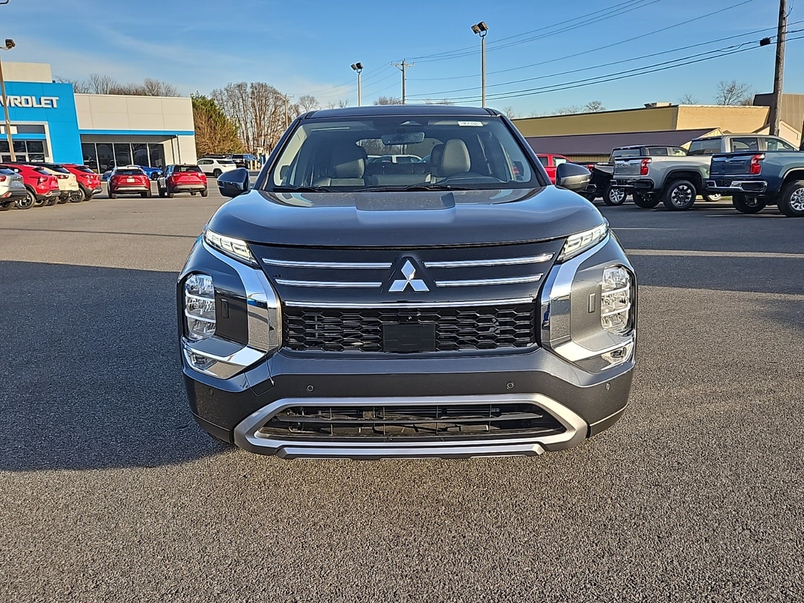 2025 Mitsubishi Outlander SE