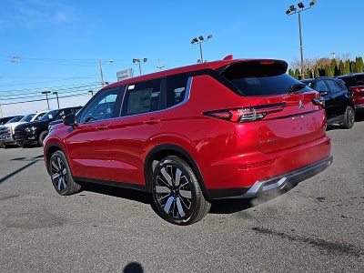 2025 Mitsubishi Outlander SE