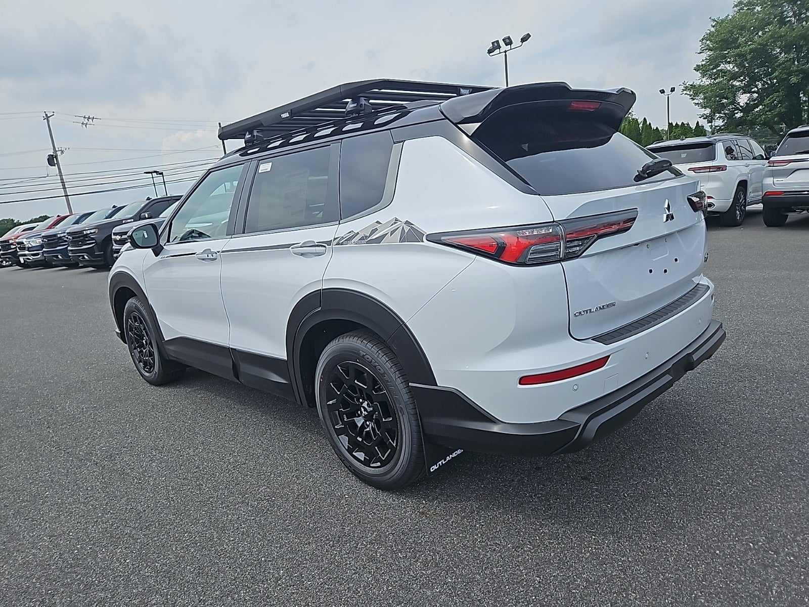 2025 Mitsubishi Outlander Trail Edition