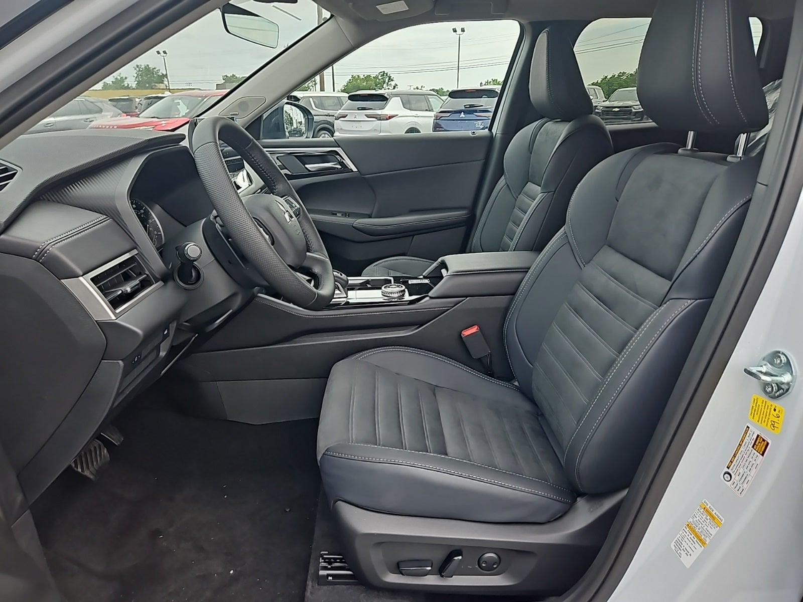 2025 Mitsubishi Outlander Trail Edition