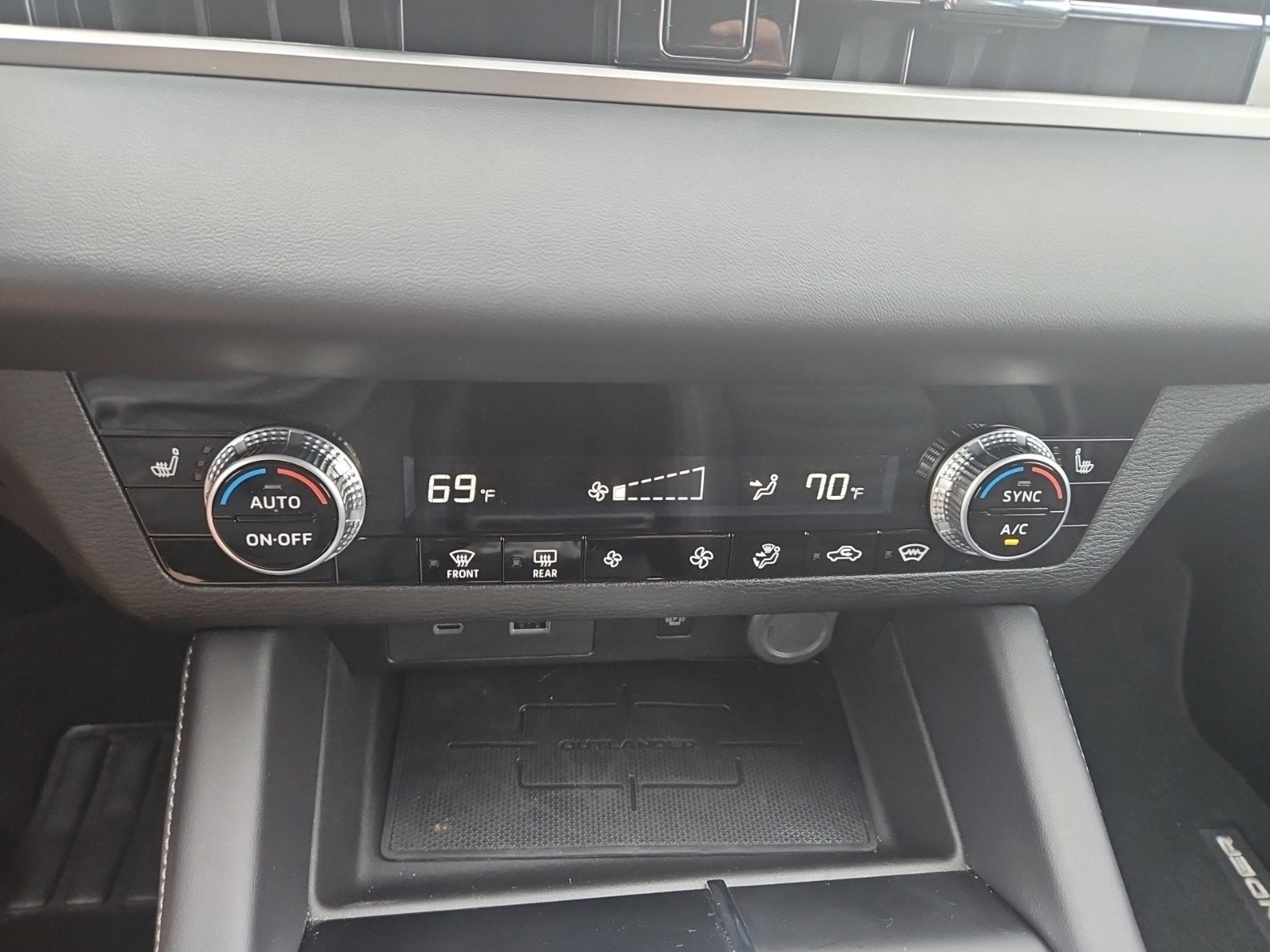 2024 Mitsubishi Outlander SE Black Edition S-AWC