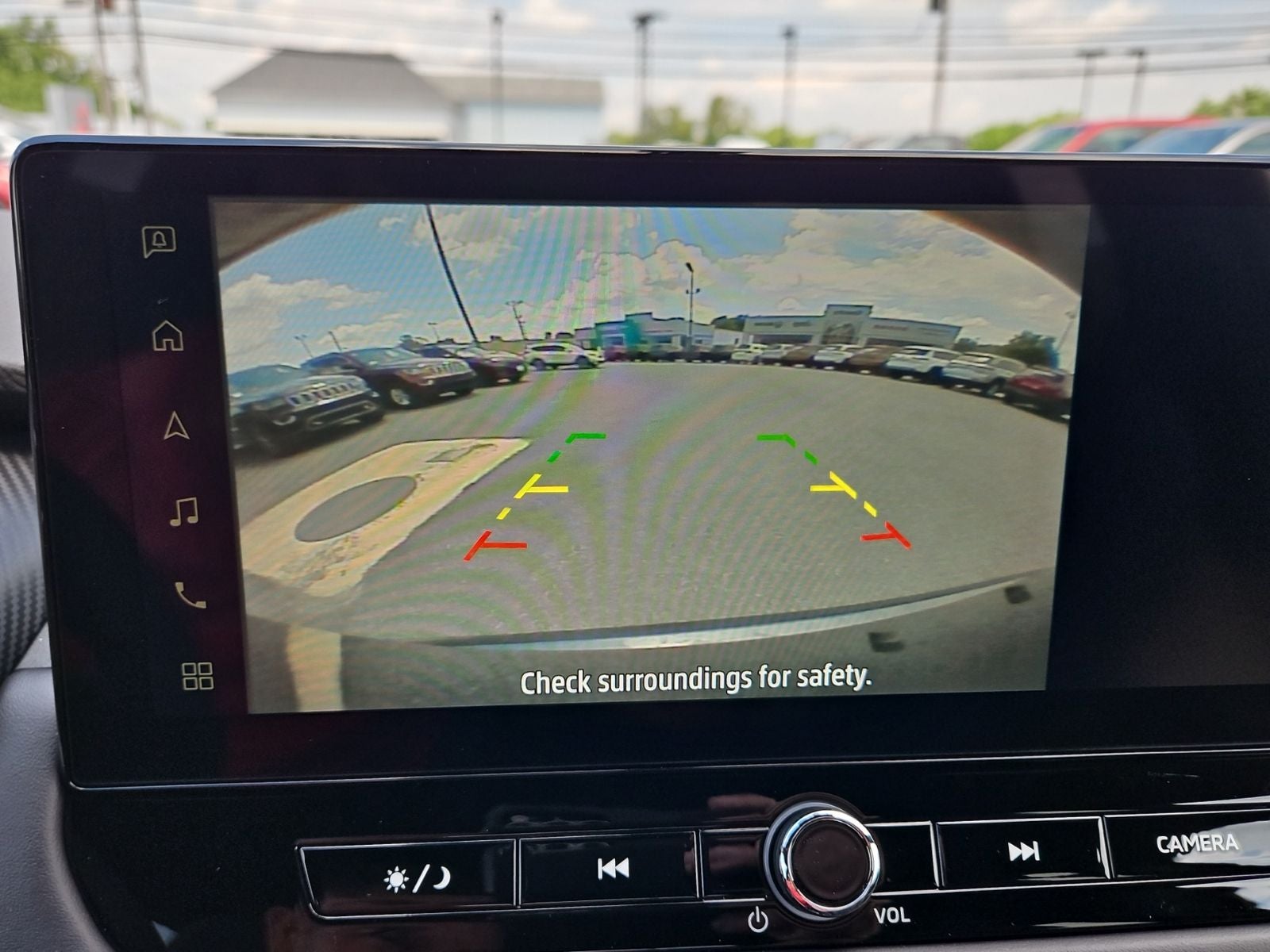 2026 Mitsubishi Outlander LE