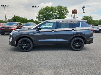 2026 Mitsubishi Outlander LE