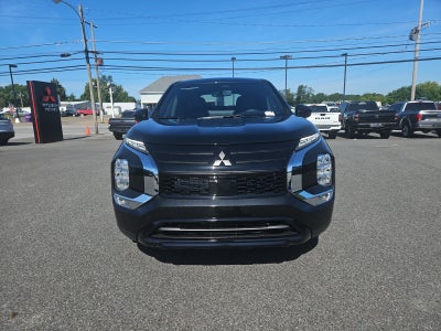 2026 Mitsubishi Outlander LE