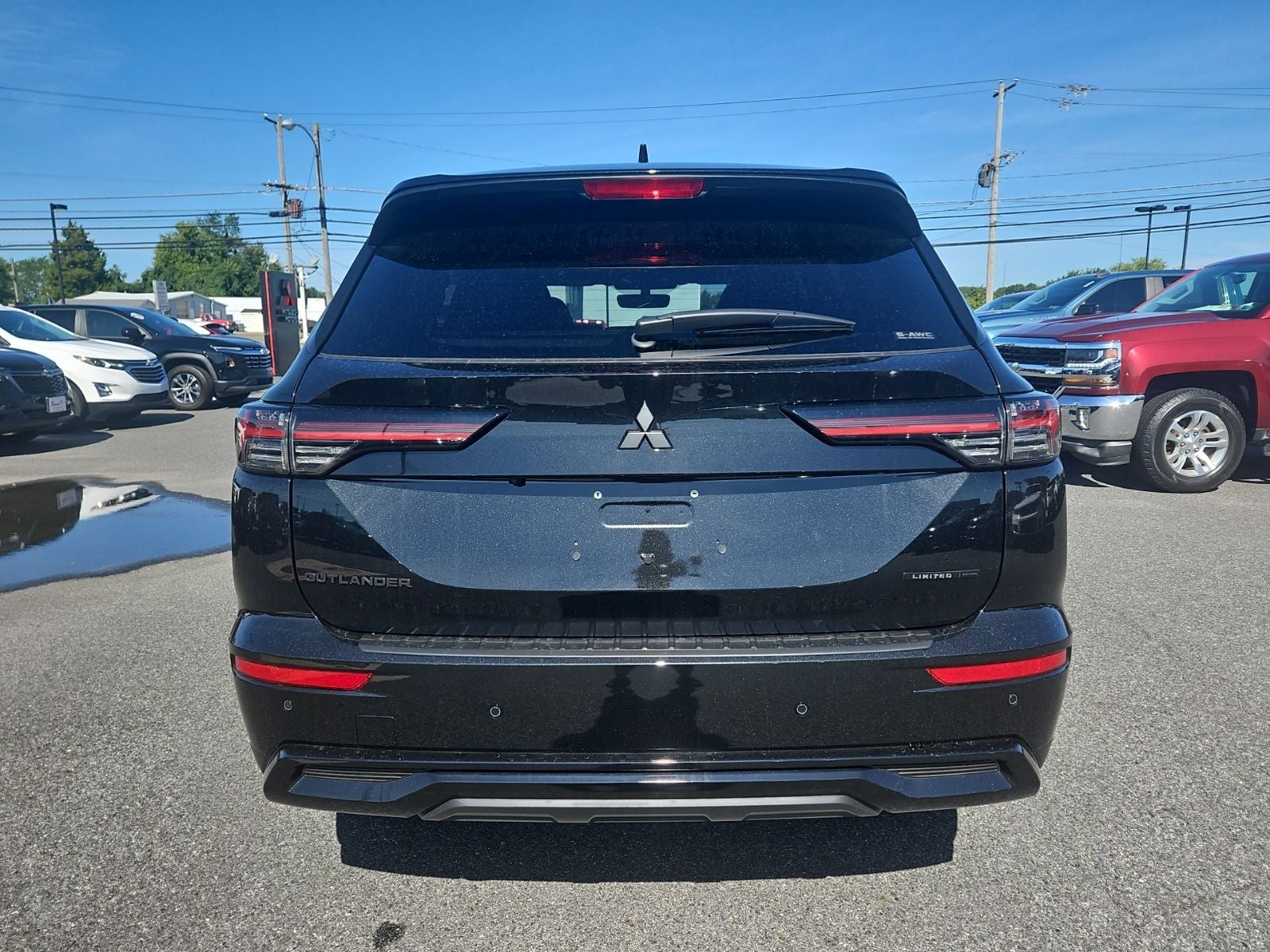 2026 Mitsubishi Outlander LE