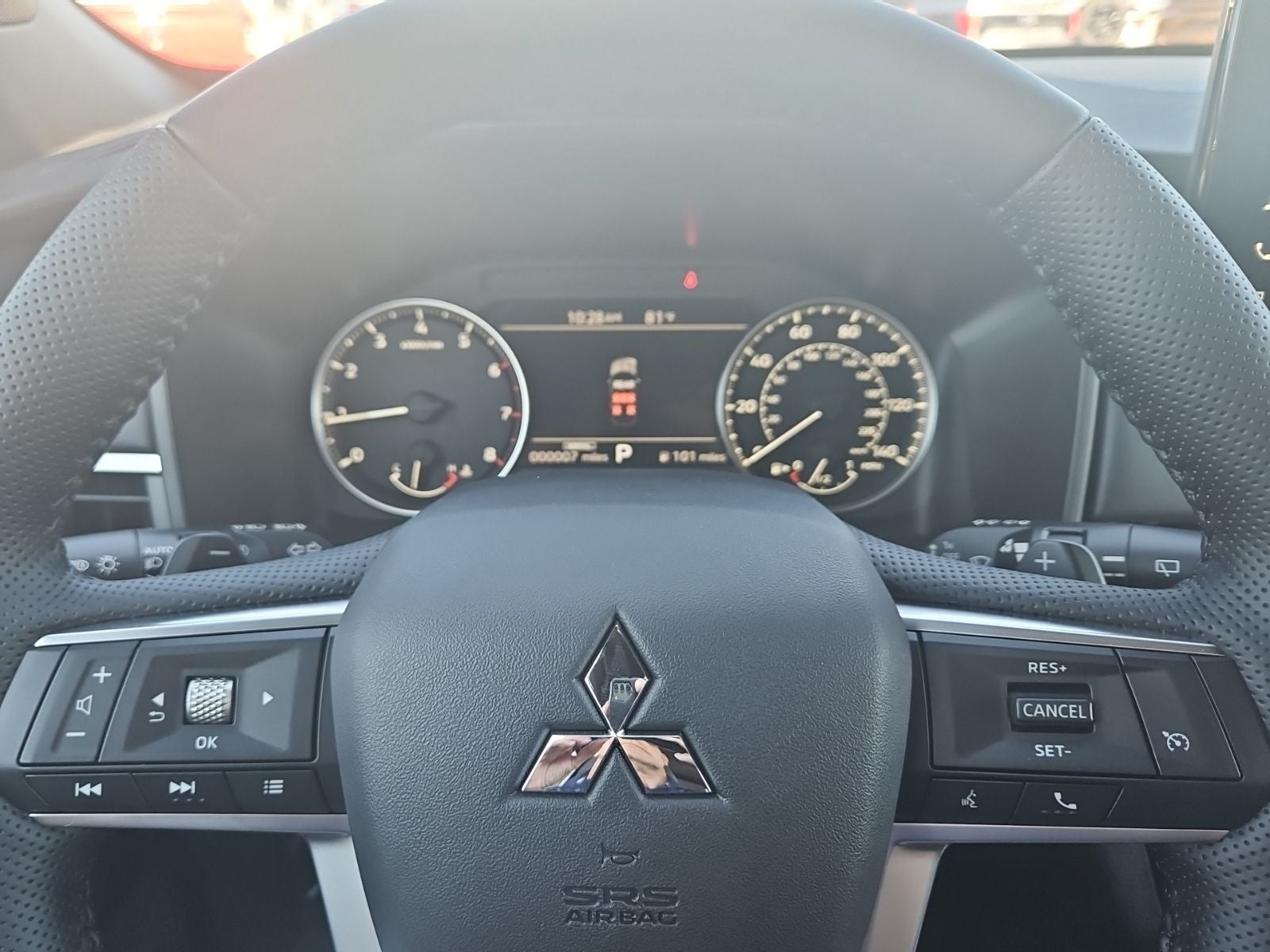 2026 Mitsubishi Outlander LE