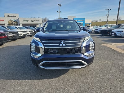 2026 Mitsubishi Outlander SE