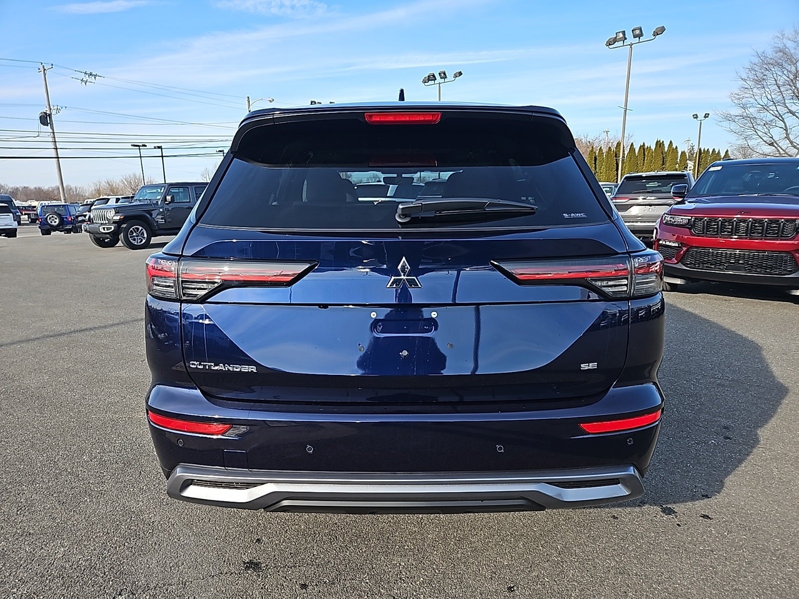 2026 Mitsubishi Outlander SE