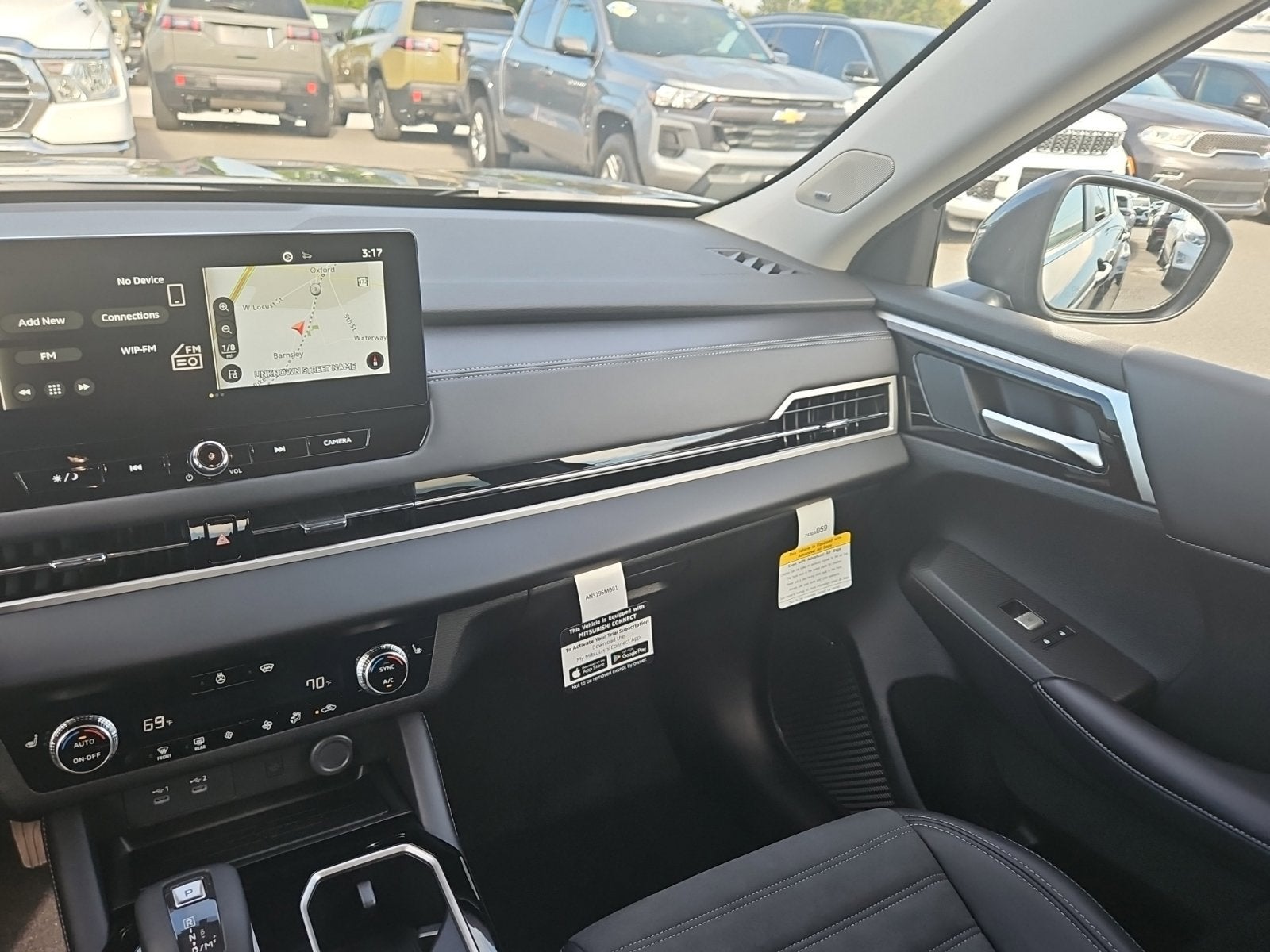 2026 Mitsubishi Outlander SE