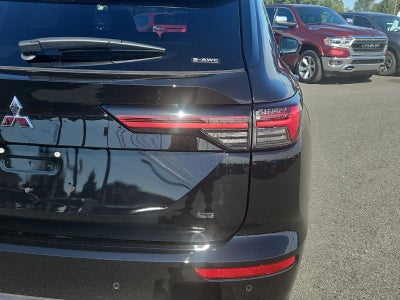 2026 Mitsubishi Outlander SE