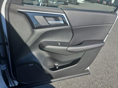 2026 Mitsubishi Outlander LE