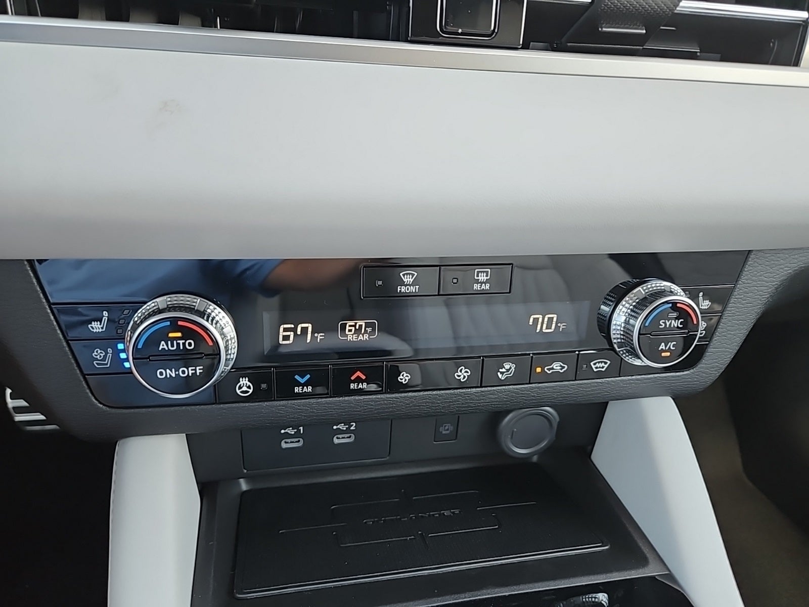 2025 Mitsubishi Outlander Platinum Edition