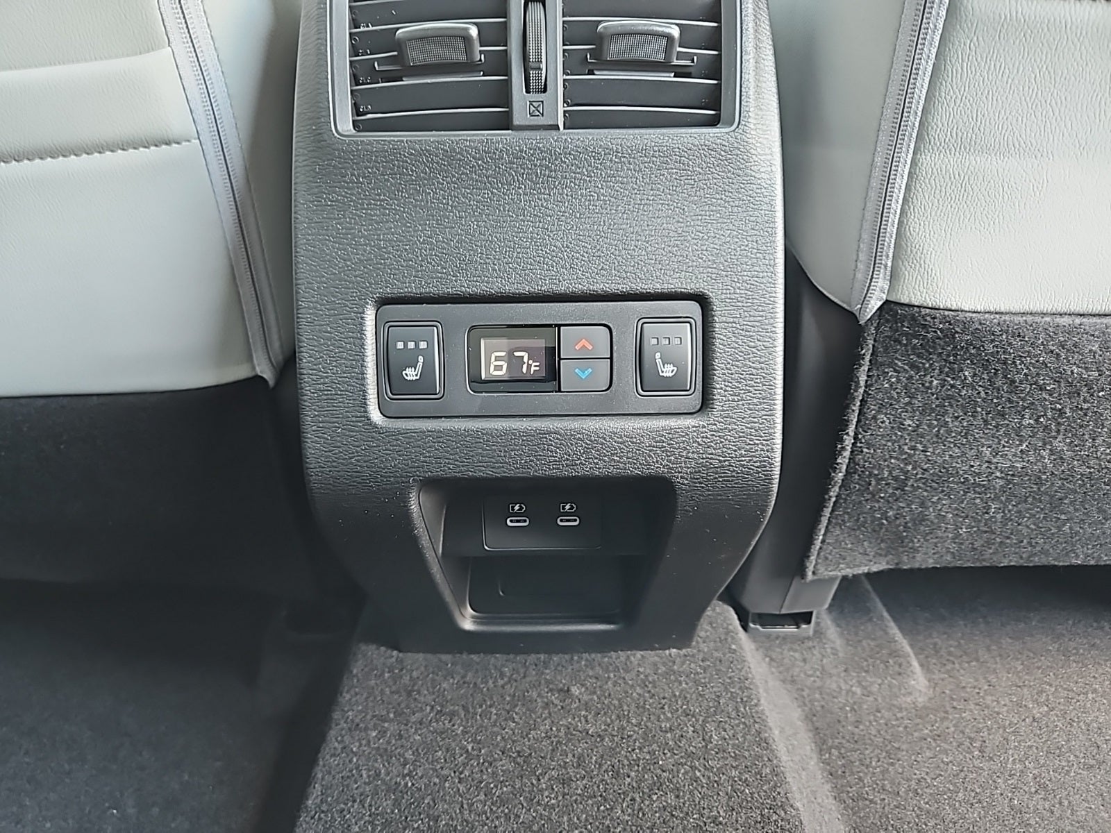 2025 Mitsubishi Outlander Platinum Edition