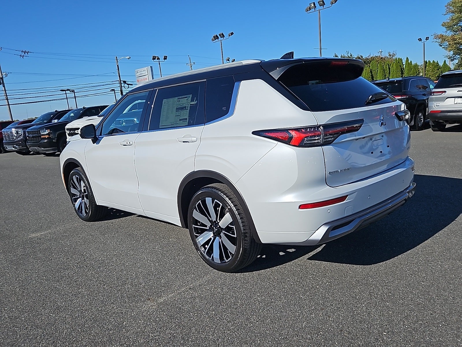 2025 Mitsubishi Outlander SEL