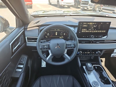 2026 Mitsubishi Outlander Black Edition