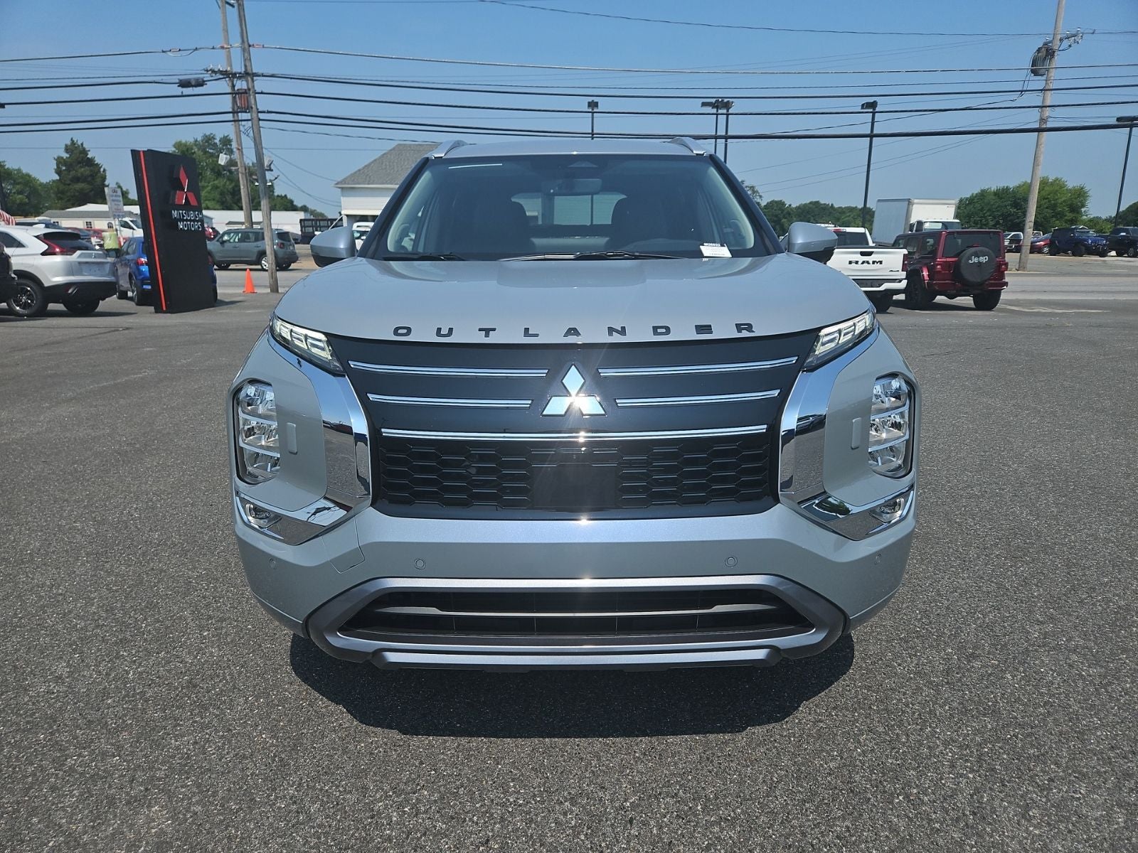 2026 Mitsubishi Outlander Plug-In Hybrid SEL