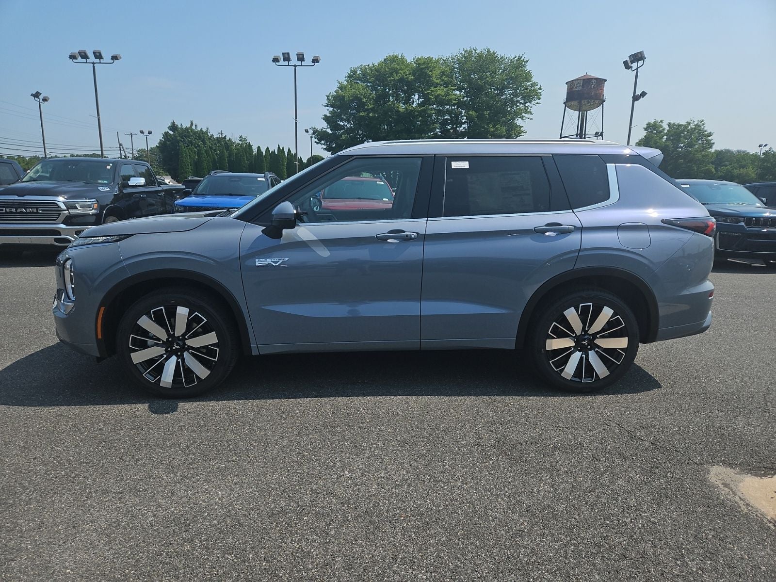2026 Mitsubishi Outlander Plug-In Hybrid SEL