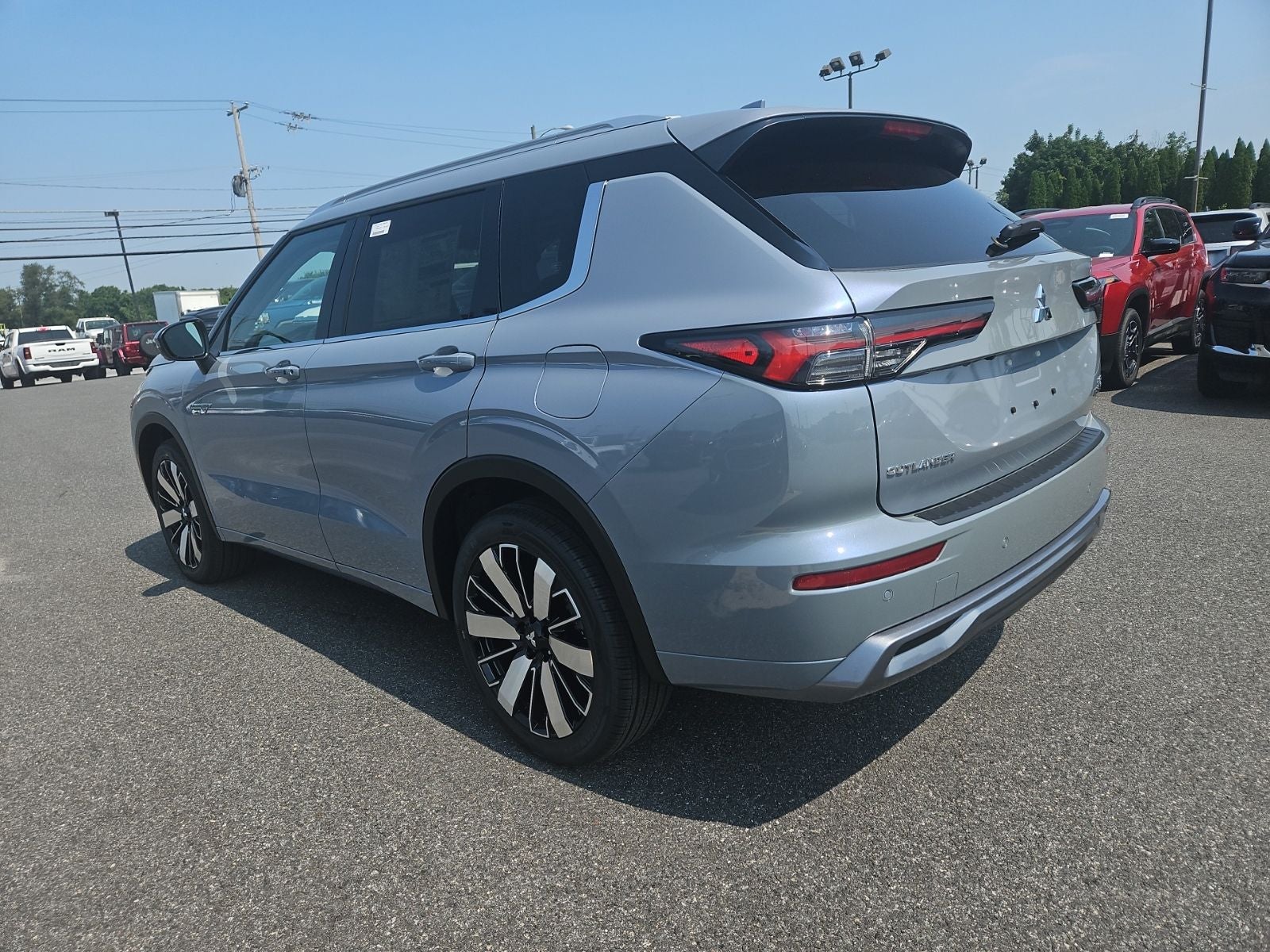 2026 Mitsubishi Outlander Plug-In Hybrid SEL