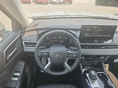 2026 Mitsubishi Outlander Plug-In Hybrid SEL