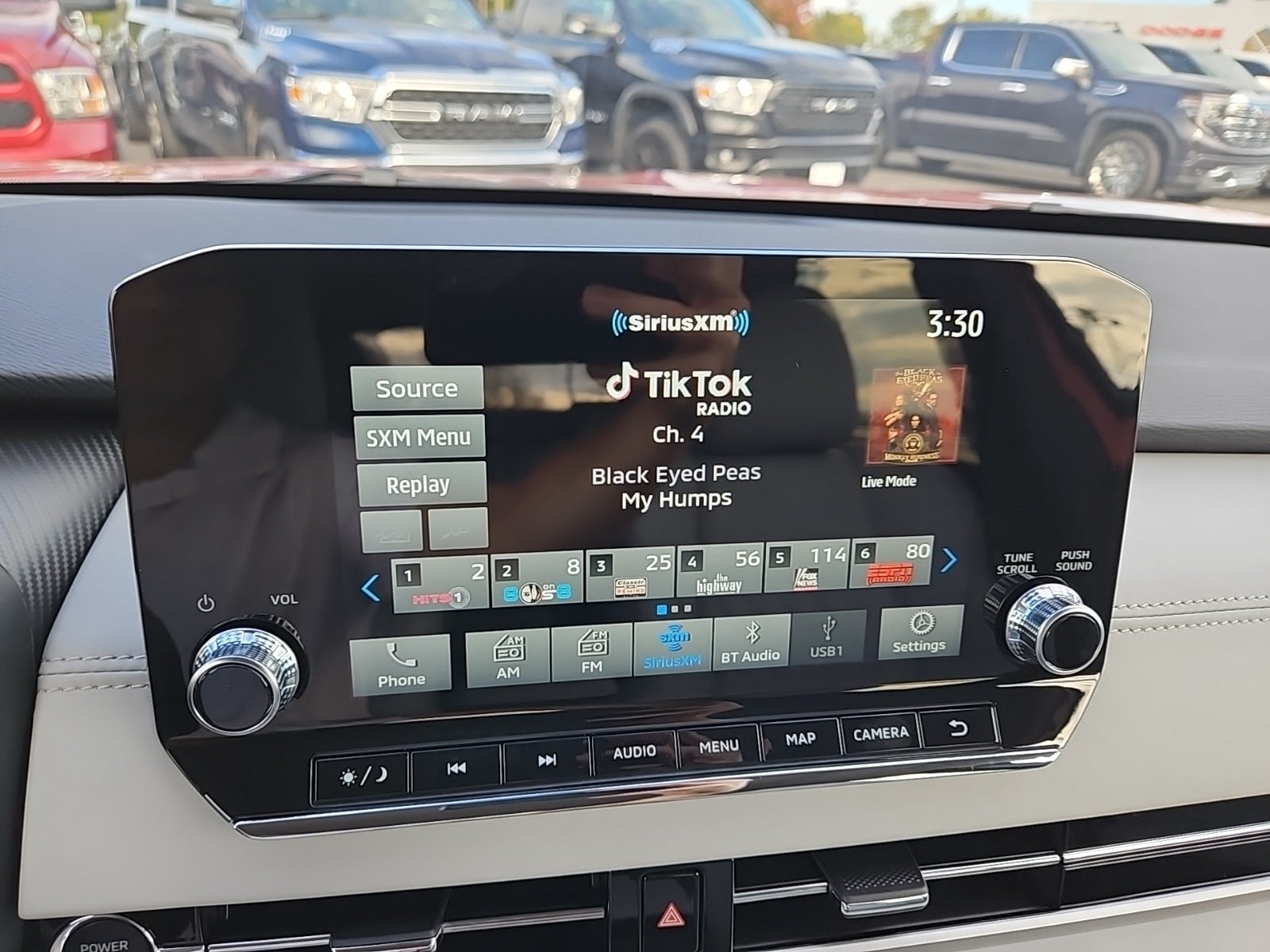 2025 Mitsubishi Outlander Plug-In Hybrid SEL