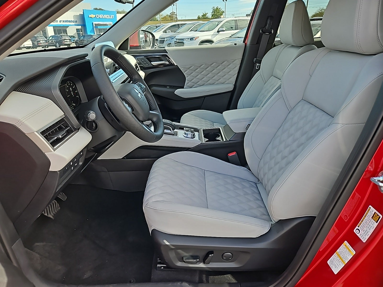 2025 Mitsubishi Outlander Plug-In Hybrid SEL