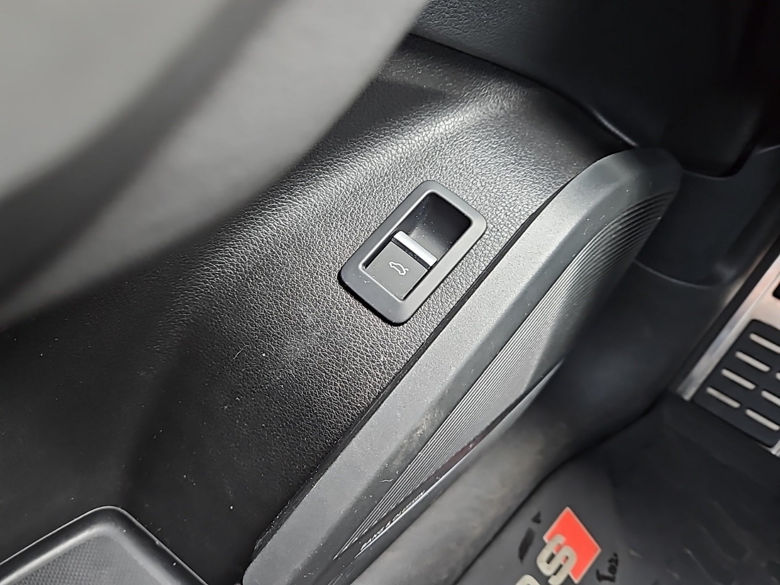 2018 Audi SQ5 3.0T Premium Plus