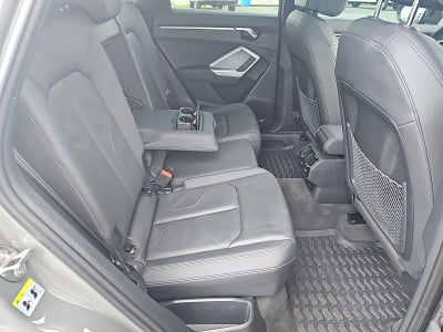 2022 Audi Q3 Premium 40 TFSI quattro Tiptronic