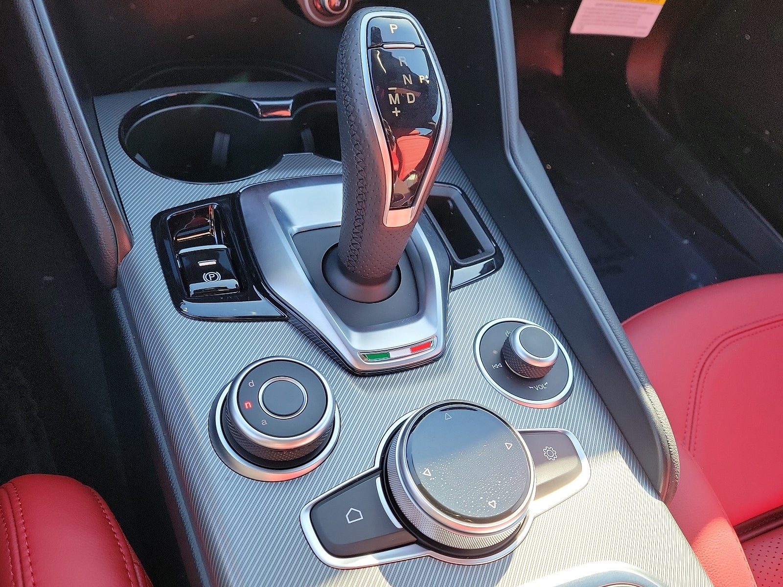 2024 Alfa Romeo Giulia Veloce AWD