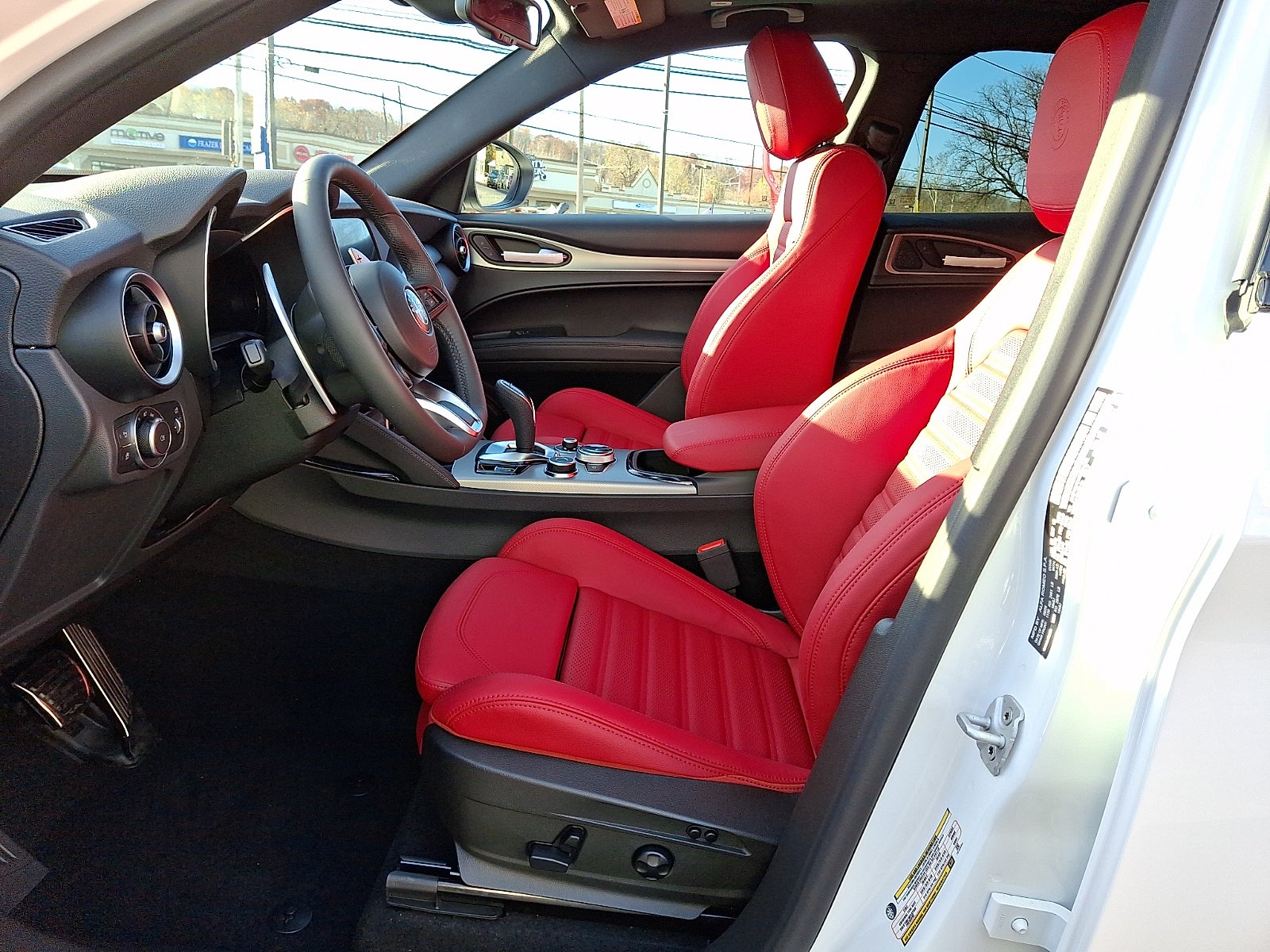 2025 Alfa Romeo Stelvio Sprint AWD