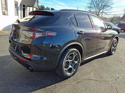 2025 Alfa Romeo Stelvio Sprint AWD