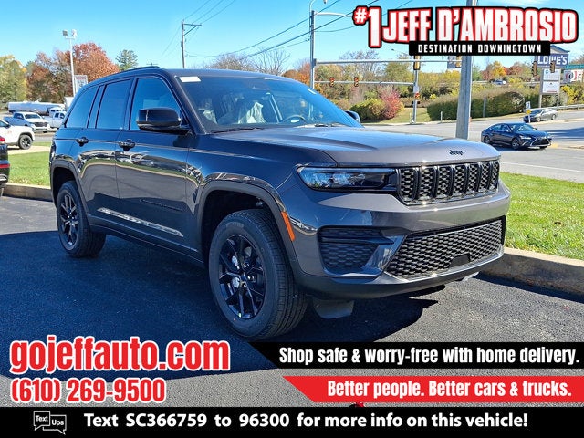 2025 Jeep Grand Cherokee Laredo