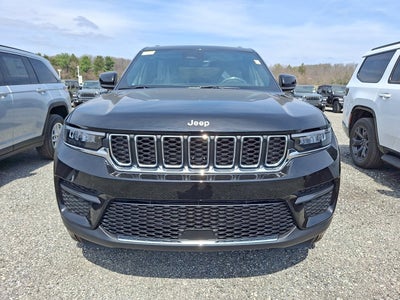2026 Jeep Grand Cherokee Laredo