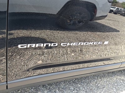 2026 Jeep Grand Cherokee Laredo