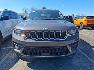 2026 Jeep Grand Cherokee Laredo