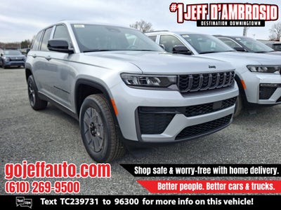 2026 Jeep Grand Cherokee Laredo Altitude