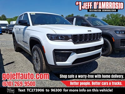 2026 Jeep Grand Cherokee Laredo Altitude