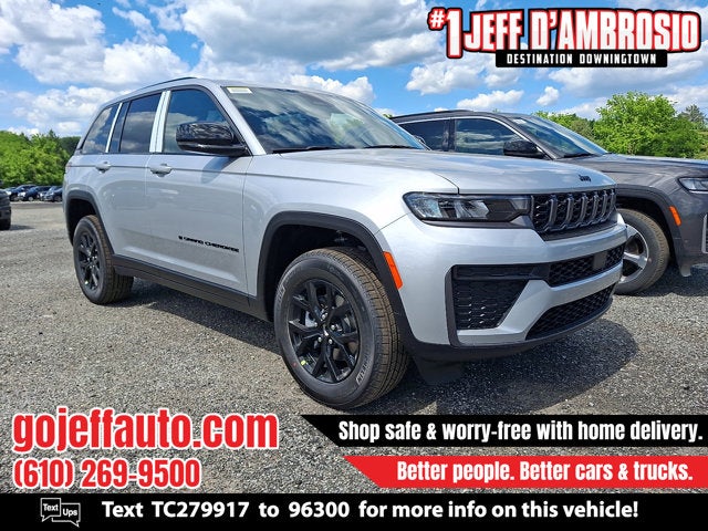 2026 Jeep Grand Cherokee Laredo Altitude