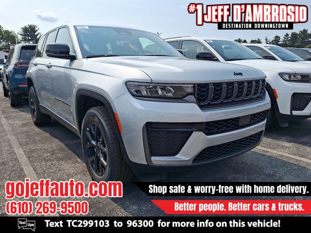2026 Jeep Grand Cherokee Laredo Altitude