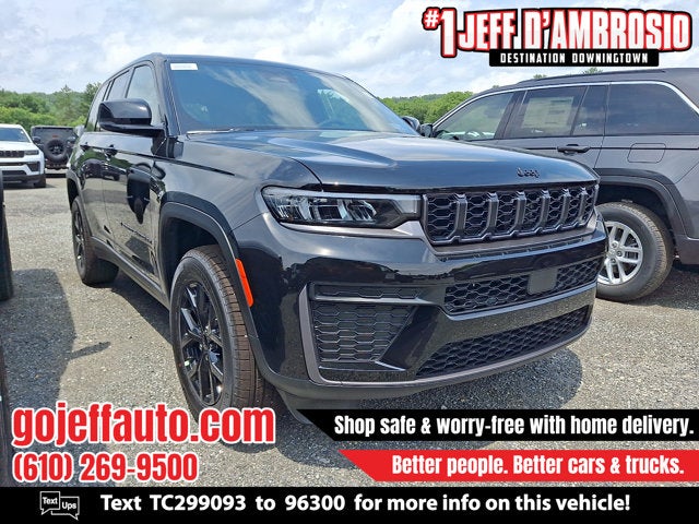 2026 Jeep Grand Cherokee Laredo Altitude