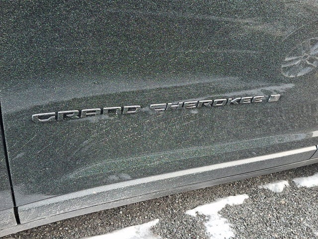 2026 Jeep Grand Cherokee Laredo Altitude