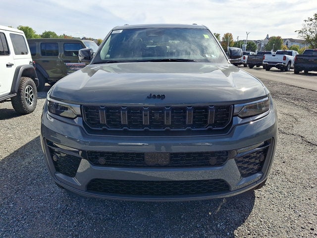 2027 Jeep Grand Cherokee Limited Reserve