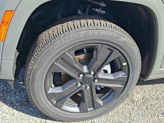 2027 Jeep Grand Cherokee Limited Reserve