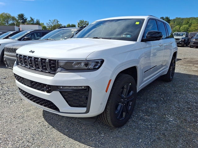 2027 Jeep Grand Cherokee Limited Reserve