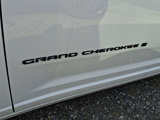 2027 Jeep Grand Cherokee Limited Reserve
