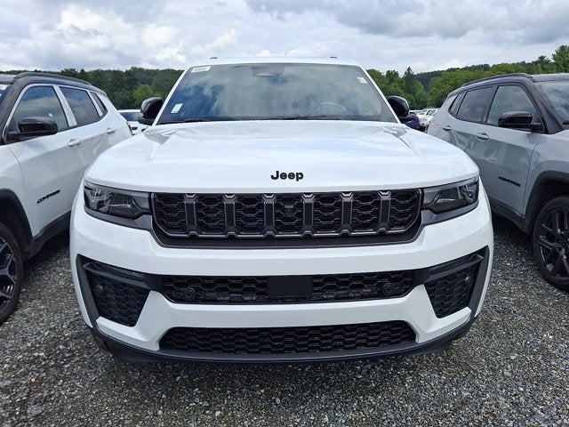 2026 Jeep Grand Cherokee 85th Anniversary Edition