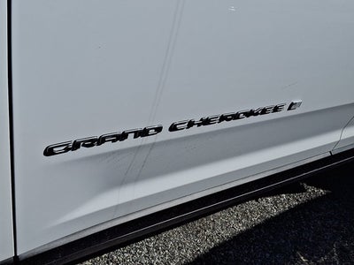 2027 Jeep Grand Cherokee Limited Reserve